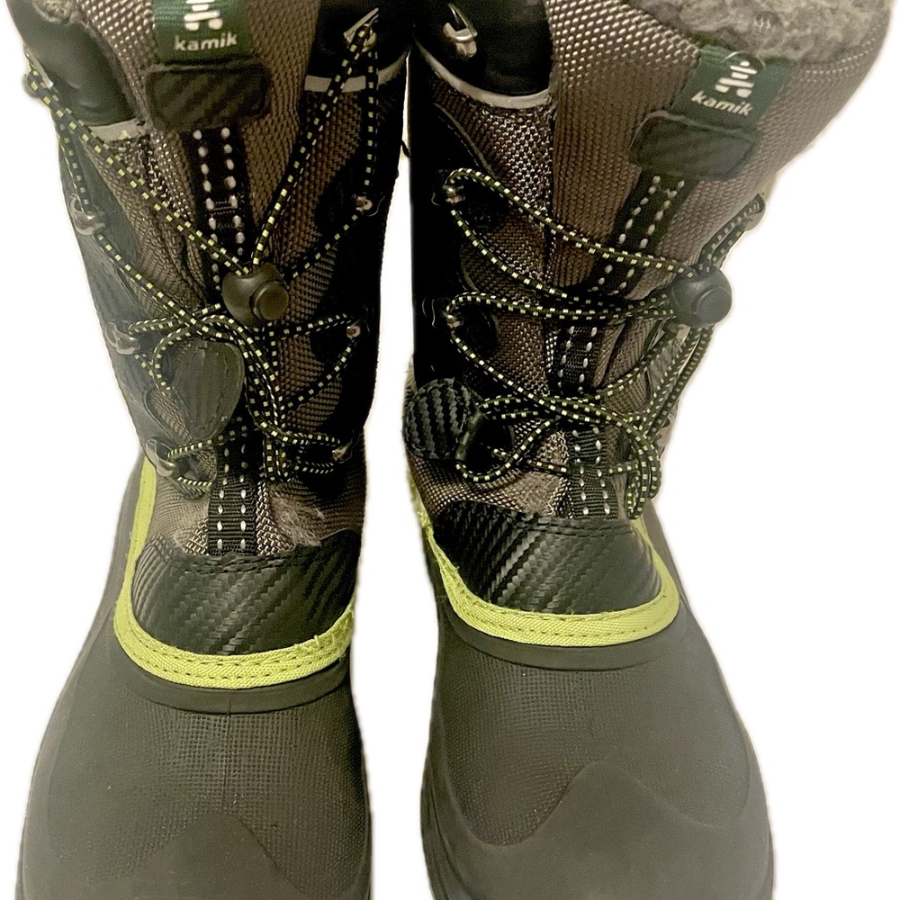 Kamik Women's Black and Lime Winter Boots